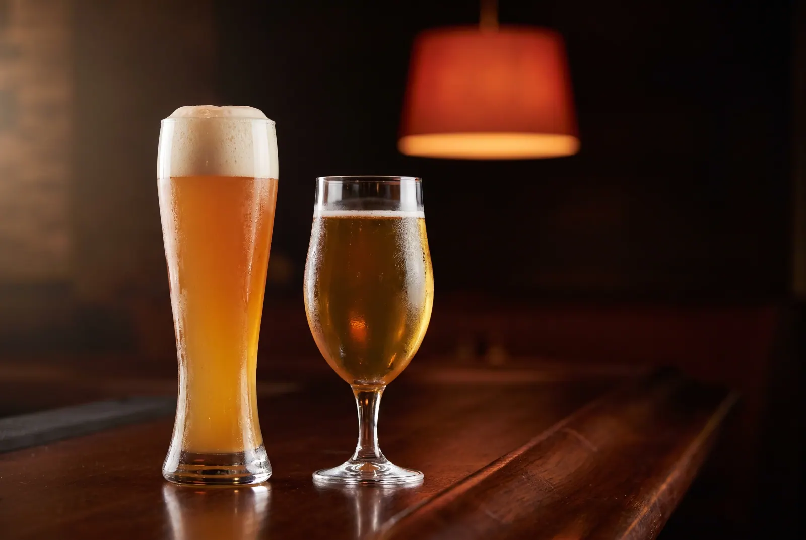 Helles und Weizen aus Kühbach, 0,5 Liter
